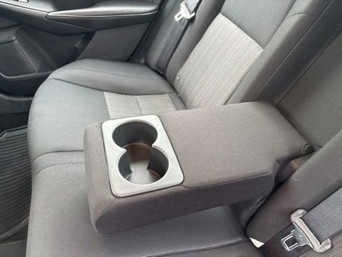 Used 2022 Nissan Sentra SV image 31