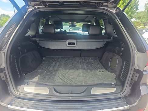 Used 2015 Jeep Grand Cherokee Overland AWD/4WD image 32