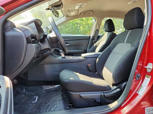 Used 2023 Nissan Sentra SV FWD image 13