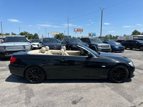 Used 2011 BMW 328i Convertible image 7