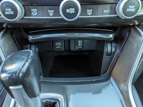 Used 2020 Honda Accord Sport image 24