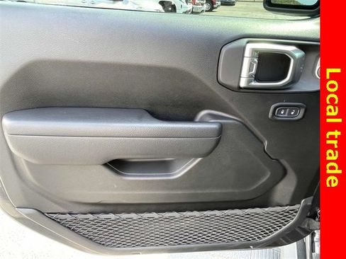 Used 2022 Jeep Gladiator Rubicon w/ Trailer Tow Package image 17