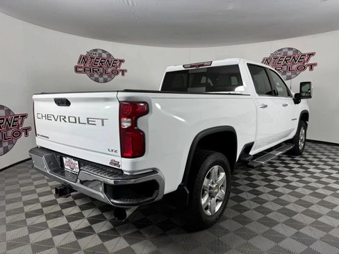 Used 2022 Chevrolet Silverado 2500 LTZ w/ LTZ Plus Package AWD/4WD image 7