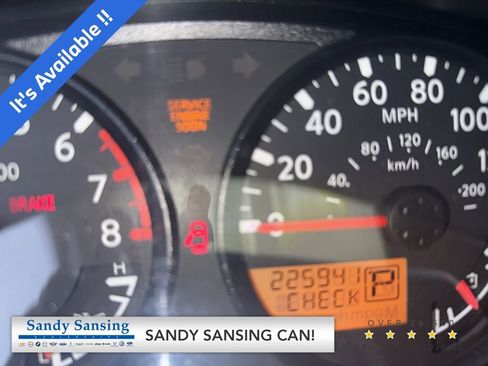 Used 2011 Suzuki Equator Sport image 1