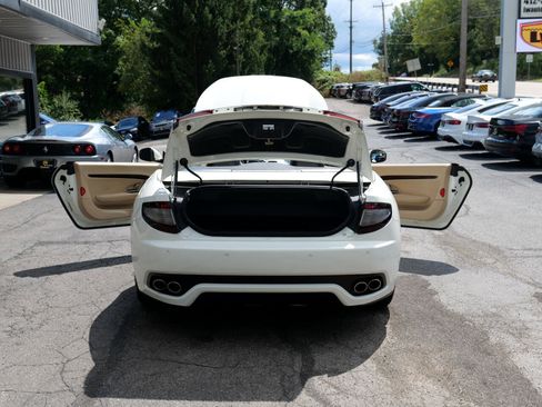 Used 2015 Maserati GranTurismo Convertible image 53