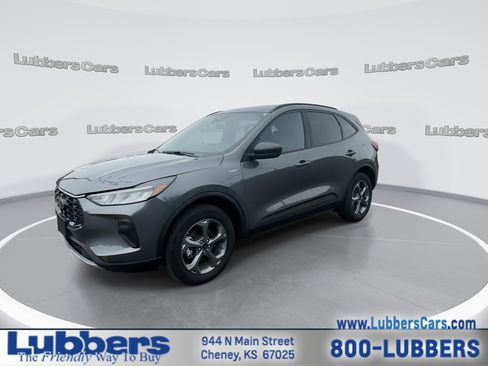 Used 2025 Ford Escape ST-Line AWD/4WD image 4