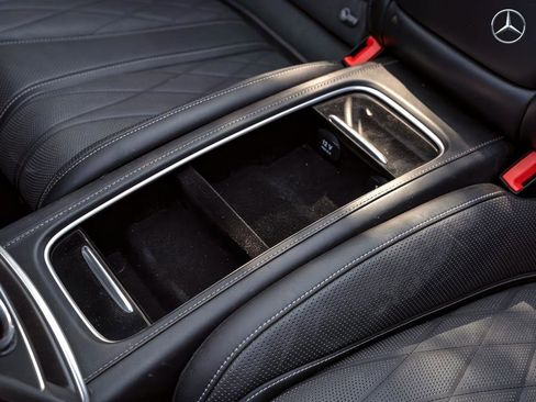 Used 2017 Mercedes-Benz S 63 AMG 4MATIC Cabriolet image 34