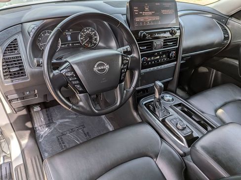 Used 2024 Nissan Armada SV AWD/4WD image 17