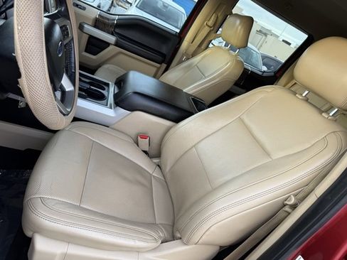 Used 2017 Ford F250 Lariat w/ Chrome Package image 10