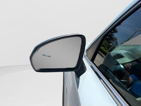 New 2026 Volkswagen Taos SE image 48