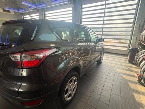 Used 2018 Ford Escape S FWD image 5