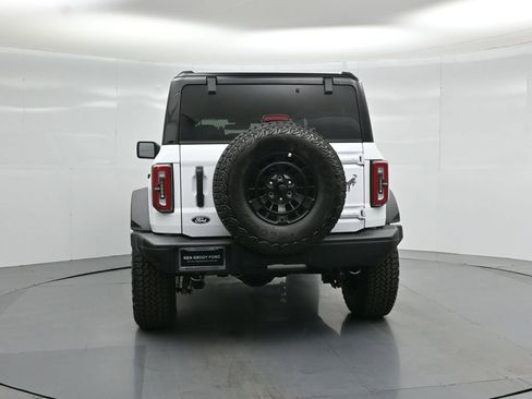 New 2026 Ford Bronco Badlands AWD/4WD image 24