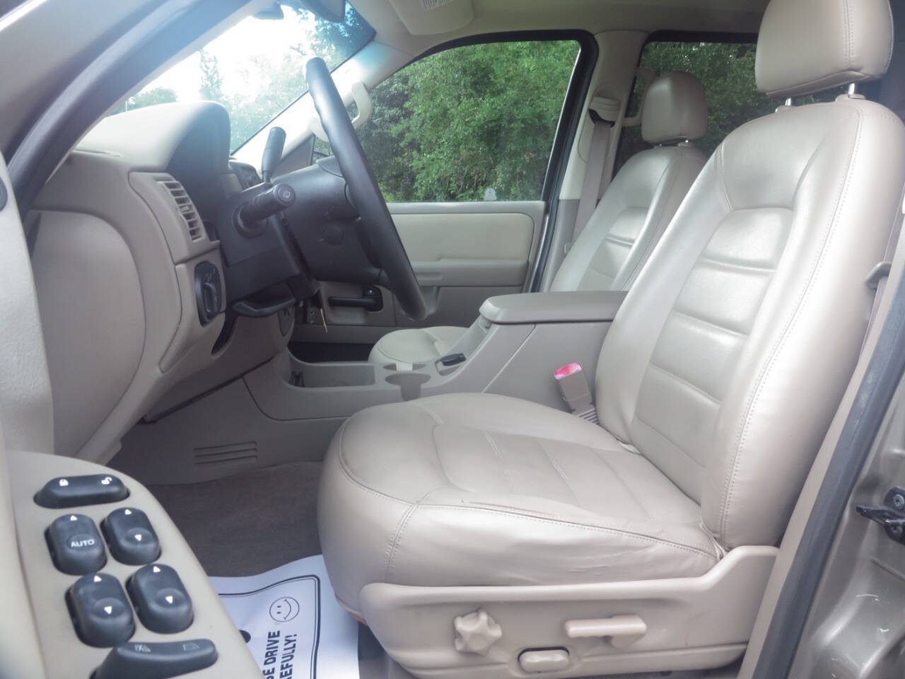 Used 2002 Ford Explorer XLT AWD/4WD image 15