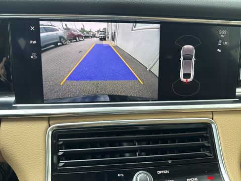 Used 2022 Porsche Panamera image 24
