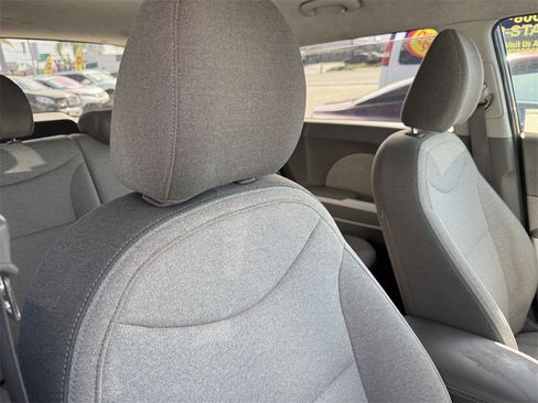 Used 2016 Kia Soul EV image 4