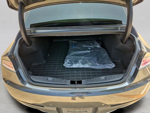 Used 2020 Lincoln MKZ w/ Convenience Package FWD image 17