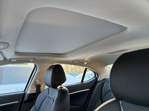 Used 2026 Genesis G70 2.5T Prestige image 28