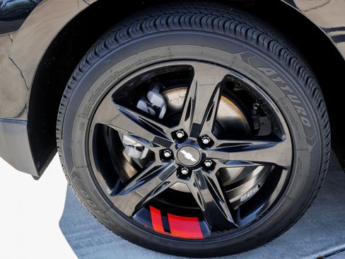 Used 2020 Chevrolet Equinox Premier w/ Premier Redline Edition AWD/4WD image 12