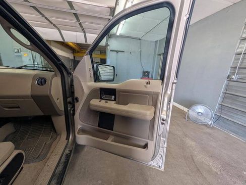 Used 2005 Ford F150 FX4 AWD/4WD image 26