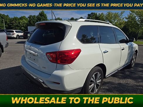 Used 2017 Nissan Pathfinder S AWD/4WD image 7