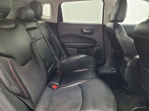 Used 2019 Jeep Compass Trailhawk AWD/4WD image 19