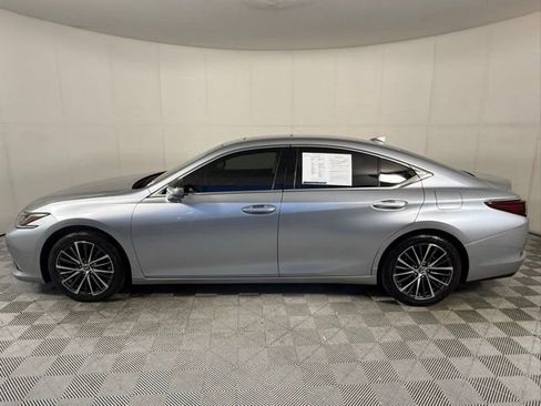 Certified 2023 Lexus ES 350 w/ Premium Package FWD image 3