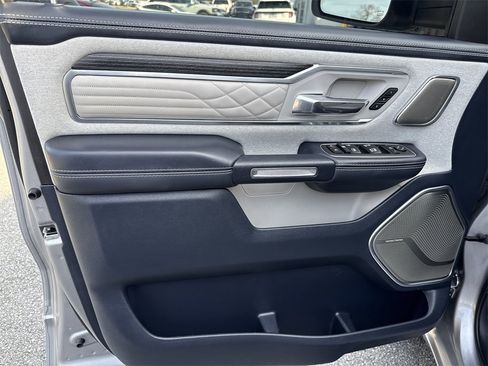 Used 2022 RAM 1500 Limited image 10