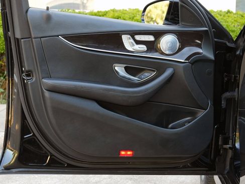 Used 2019 Mercedes-Benz E 300 image 37