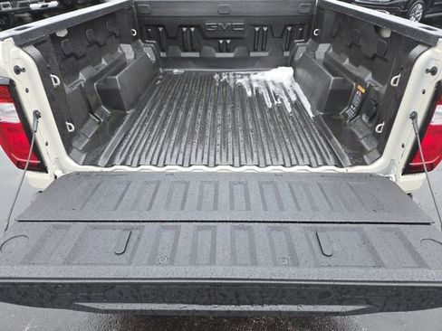 New 2026 GMC Canyon Elevation w/ Convenience Package image 26