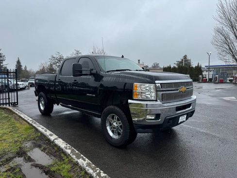Used 2012 Chevrolet Silverado 2500 LTZ w/ LTZ Plus Package image 2