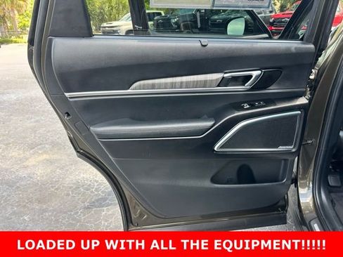 Used 2023 Kia Telluride SX Prestige AWD/4WD image 13