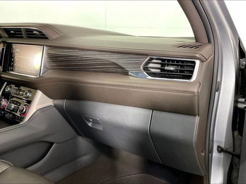 Used 2023 GMC Yukon Denali image 22