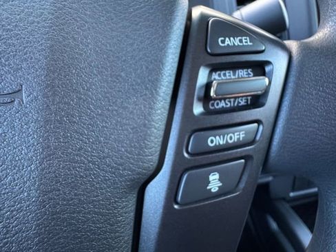 Used 2022 Nissan Frontier S w/ Technology Package image 8