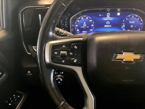 Used 2022 Chevrolet Silverado 1500 LT AWD/4WD image 23