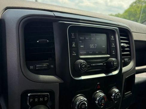 Used 2016 RAM 1500 Express w/ Black Ram 1500 Express Group AWD/4WD image 13