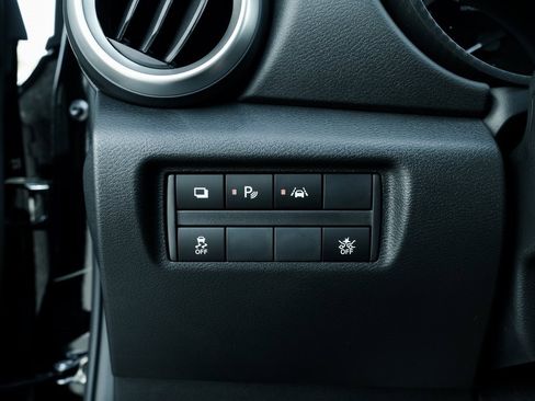 New 2025 Nissan Versa S w/ Trunk Package image 17