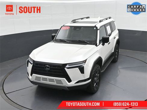 Used 2024 Lexus GX 550 550 Overtrail+ image 46