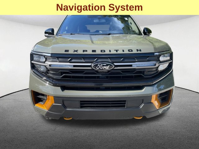 Used 2025 Ford Expedition Tremor AWD/4WD image 4