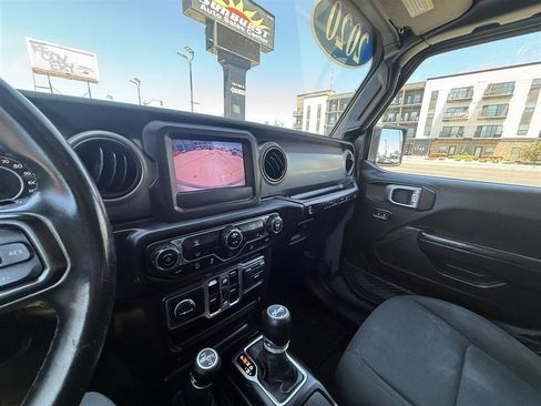 Used 2020 Jeep Wrangler Unlimited Sport S AWD/4WD image 30