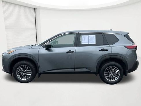 Used 2023 Nissan Rogue S AWD/4WD image 8