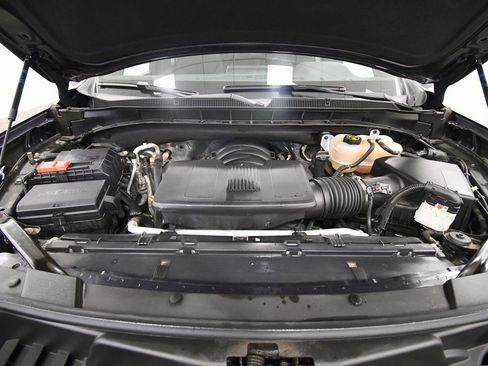 Used 2023 Chevrolet Suburban RST image 12