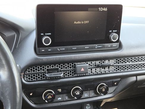 Certified 2024 Honda HR-V Sport image 31