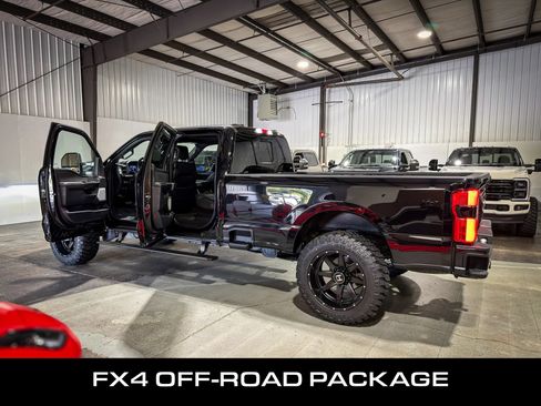 Used 2025 Ford F350 Platinum AWD/4WD image 35