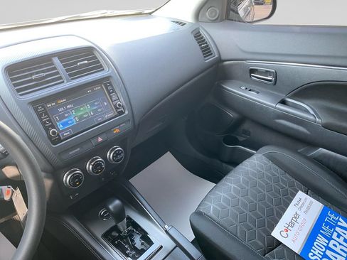 Used 2024 Mitsubishi Outlander Sport ES AWD/4WD image 29