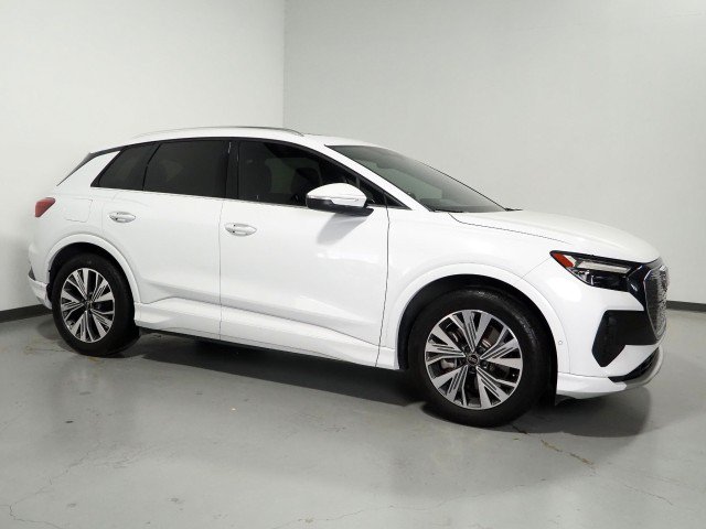Used 2023 Audi Q4 e-tron Premium Plus w/ Premium Plus RWD image 1