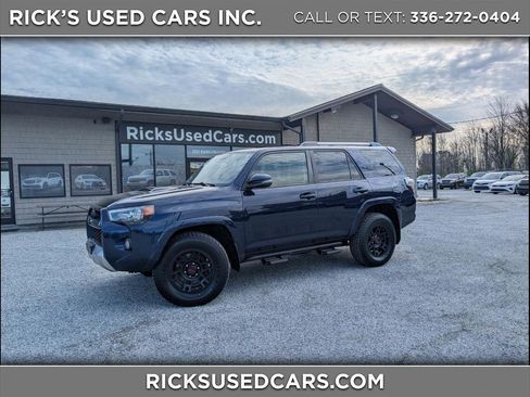 Used 2018 Toyota 4Runner TRD Off-Road Premium image 1
