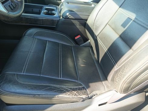 Used 2015 GMC Sierra 2500 Denali w/ Duramax Plus Package image 6