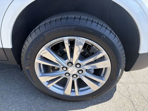 Used 2024 Cadillac XT5 Premium Luxury image 31