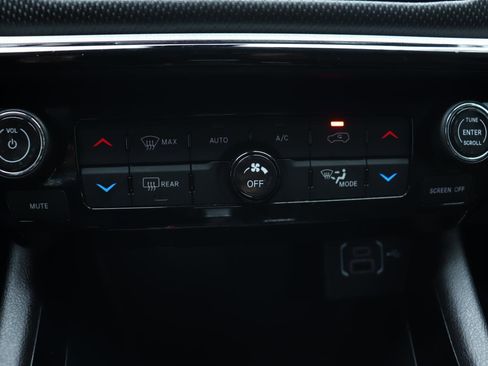 Used 2022 Jeep Compass Trailhawk image 35