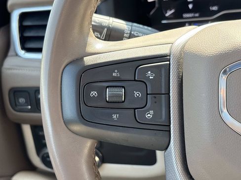 Used 2023 GMC Yukon Denali AWD/4WD image 19